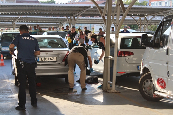 Foto - AVM’de silahlı kavga: Yaralılar var