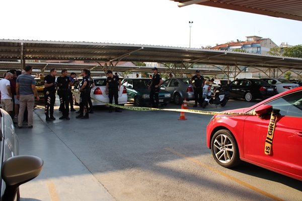 Foto - AVM’de silahlı kavga: Yaralılar var