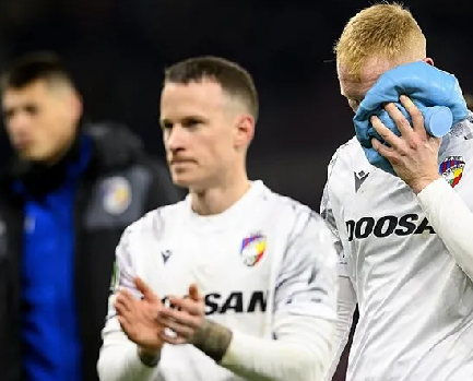 Foto - Avrupa basını paylaştı: UEFA Konferans Ligi’nin favorileri güncellendi! Fenerbahçe’nin şampiyonluk yüzdesi tavan yaptı