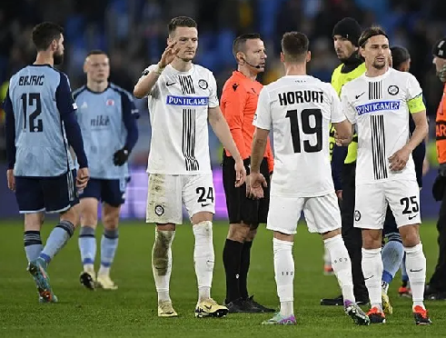 Foto - Avrupa basını paylaştı: UEFA Konferans Ligi’nin favorileri güncellendi! Fenerbahçe’nin şampiyonluk yüzdesi tavan yaptı