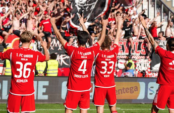 Foto - Avrupa basını paylaştı: UEFA Konferans Ligi’nin favorileri güncellendi! Fenerbahçe’nin şampiyonluk yüzdesi tavan yaptı