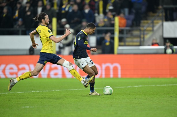 Avrupa basını paylaştı: UEFA Konferans Ligi’nin favorileri güncellendi! Fenerbahçe’nin şampiyonluk yüzdesi tavan yaptı