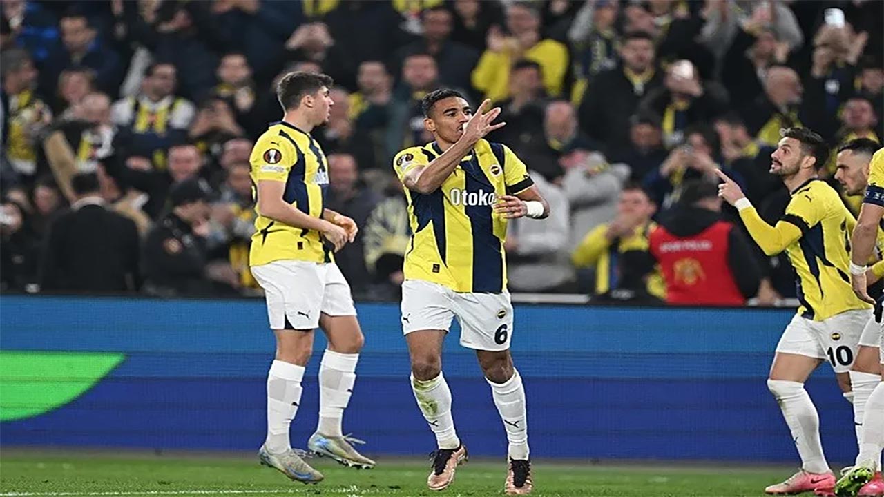 Foto - Avrupa basını şaştı kaldı! Fenerbahçe'nin yenilgisi manşetleri dağladı
