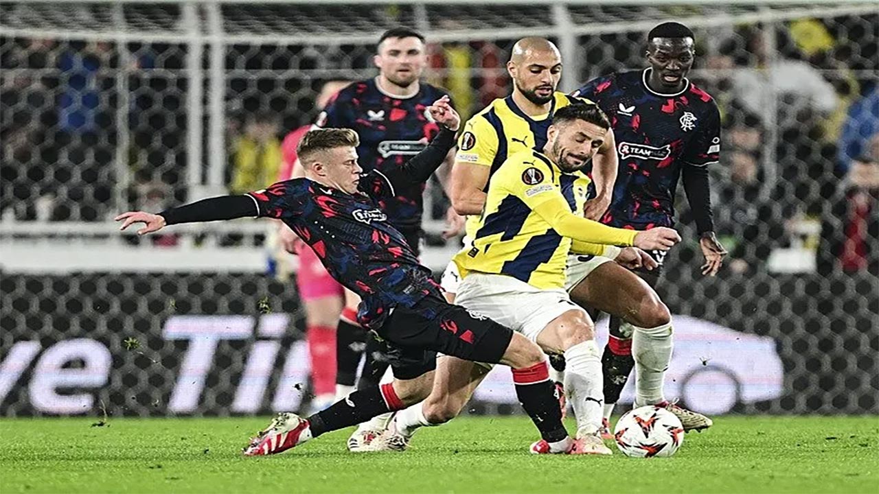 Foto - Avrupa basını şaştı kaldı! Fenerbahçe'nin yenilgisi manşetleri dağladı