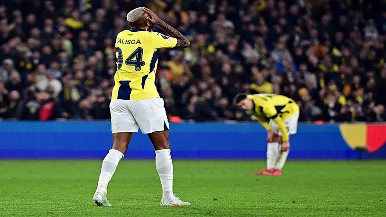 Foto - Avrupa basını şaştı kaldı! Fenerbahçe'nin yenilgisi manşetleri dağladı