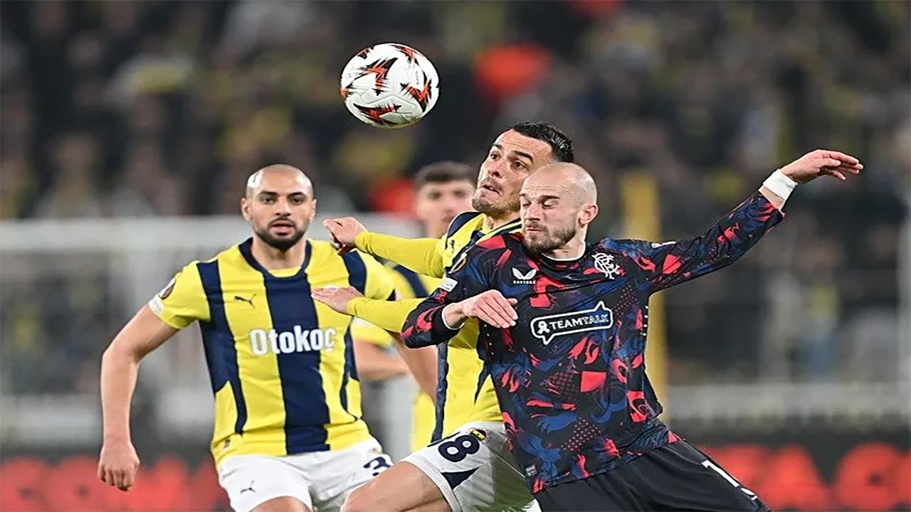 Foto - Avrupa basını şaştı kaldı! Fenerbahçe'nin yenilgisi manşetleri dağladı