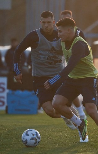 Foto - Avrupa devleri peşinde olsa da! Fenerbahçe yıldız isimde ısrarcı...