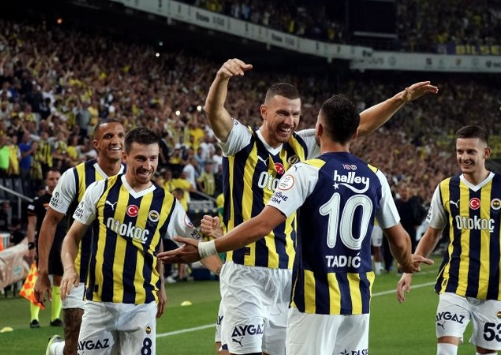 Foto - Avrupa devleri peşinde olsa da! Fenerbahçe yıldız isimde ısrarcı...