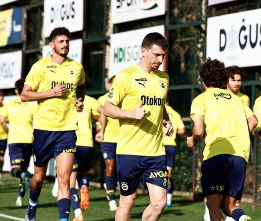 Avrupa devleri peşinde olsa da! Fenerbahçe yıldız isimde ısrarcı...