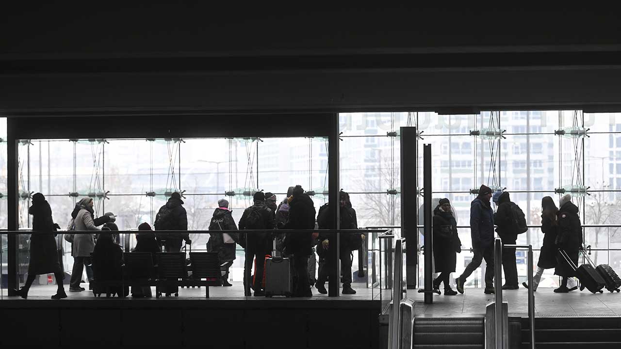 Avrupa hayali kuranlara duyurulur! Almanya'da hayat durma noktasına geldi