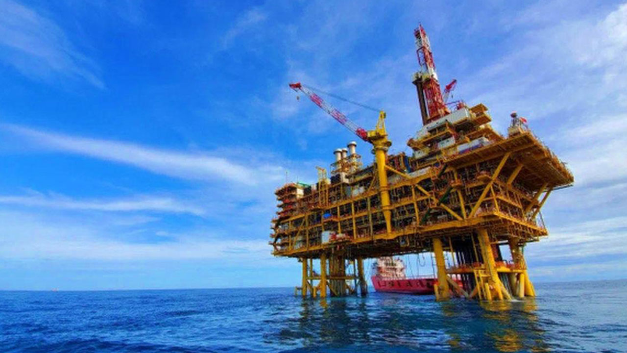 Foto - Avrupa kara kara düşünürken büyük bir doğalgaz keşfi yapıldı! Denizin altı gaz kaynıyor