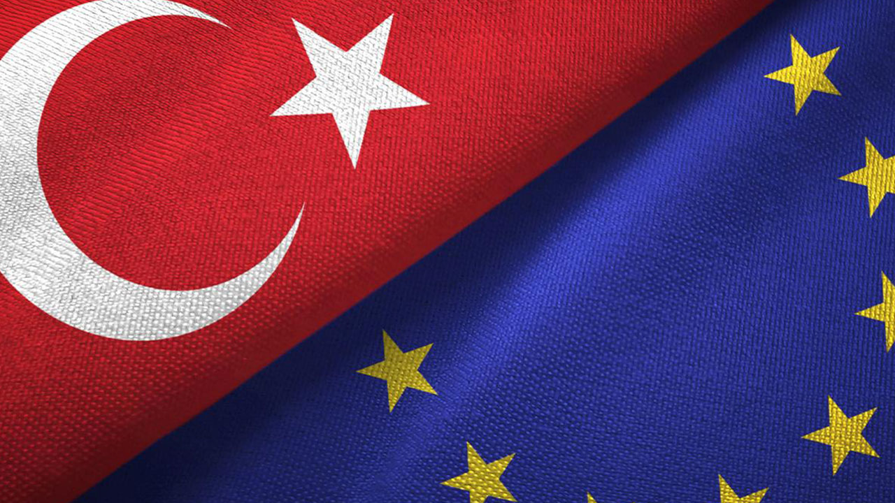 Foto - Avrupa ülkesi isyan etti: Tüm yollar Türkiye'ye çıkıyor! Onlara teslim olduk