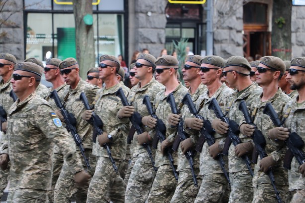 Foto - Avrupa ülkesi Türk İHA'larını görücüye çıkardı