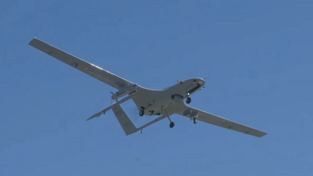 Foto - Bir ülke daha 'Türkiye'den Bayraktar TB2 SİHA aldık' diyerek duyurdu! Kutlama yaptılar