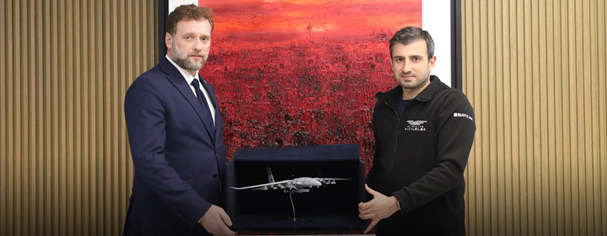 Foto - Avrupa ülkesinin Savunma Bakanı ve Genelkurmay Başkanı Selçuk Bayraktar'ın kapısını çaldı! Sürpriz gelişme