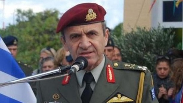 Foto - Yunanistan'ın ünlü komutanından Türkiye'ye alçak tehdit: Türkler dikkat etsin, o camide yeniden çanlar çalacak