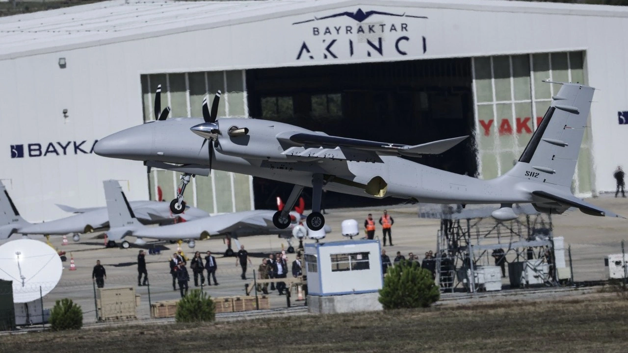 Foto - Avrupa ülkesinin üst düzey yetkilileri, ordunun kritik isimleri Baykar'a geldi! Bakın ne istiyorlar