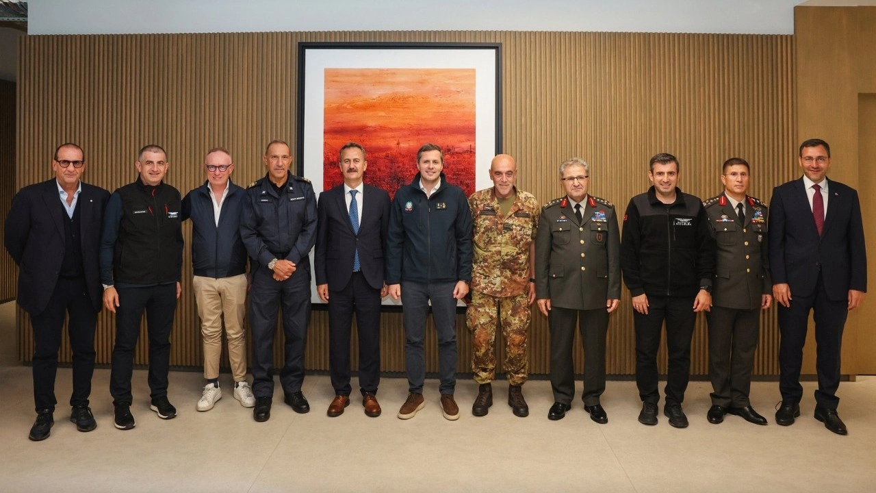 Foto - Avrupa ülkesinin üst düzey yetkilileri, ordunun kritik isimleri Baykar'a geldi! Bakın ne istiyorlar
