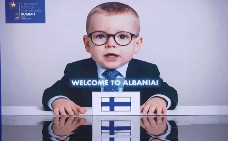 Foto - Avrupa Zirvesine damga vuran görüntüler! Liderler izledi çocukluk halleri konuştu