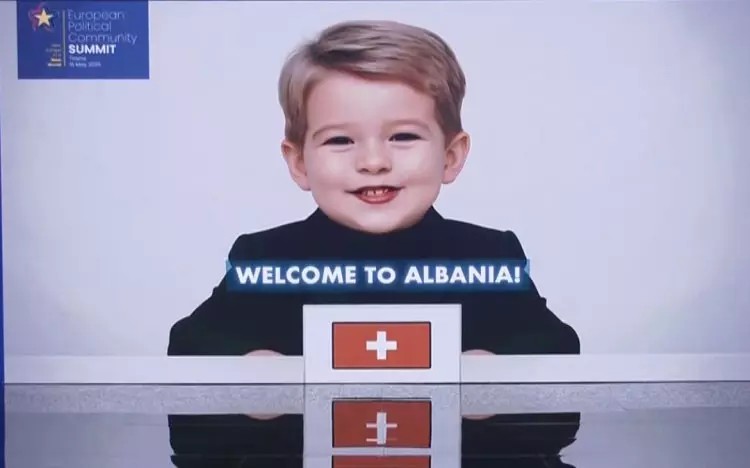 Foto - Avrupa Zirvesine damga vuran görüntüler! Liderler izledi çocukluk halleri konuştu