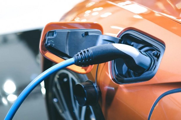 Foto - Avrupa’da elektrikli otomobil gözden düştü! Hibrit çılgınlığı başladı