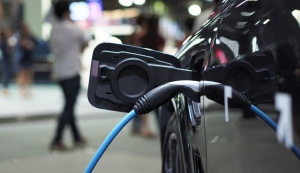 Foto - Avrupa’da elektrikli otomobil gözden düştü! Hibrit çılgınlığı başladı