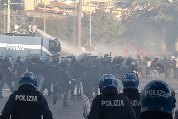 Foto - Avrupa'da Filistin'e destek gösterilerinde polis terörü!