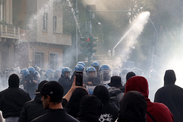 Foto - Avrupa'da Filistin'e destek gösterilerinde polis terörü!