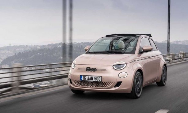 Avrupa'da otomobil satışları çakıldı! Fiat 500e üretime ara verdi