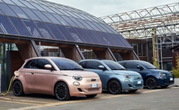 Foto - Avrupa'da otomobil satışları çakıldı! Fiat 500e üretime ara verdi