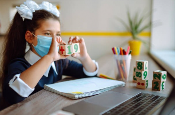 Foto - Avrupa'daki okullarda telefon yasakları hızla yayılıyor