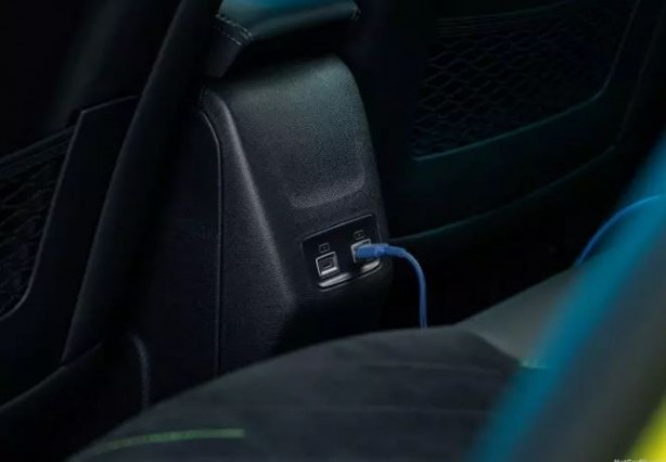 Foto - Avrupa'nın en çok satan otomobili yenilendi