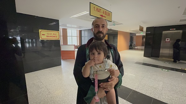 Foto - Avukat bakın duruşmaya nasıl girdi! 