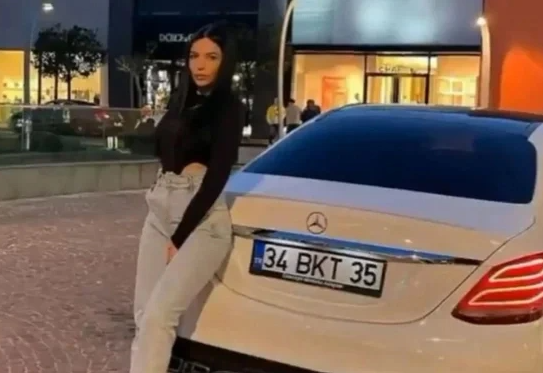 Foto - Avukatın odasında fotoğraf çektirdiği savcı sürüldü! İşte yeni görev yeri