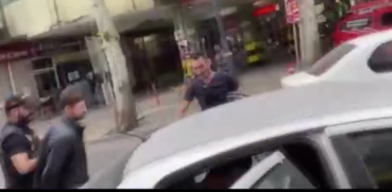 Foto - 'Avukatların üstü neden aranamıyor?' sorusu yeniden gündemde! O avukat dehşete düşürdü