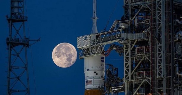 Ay olmasaydı Dünya'da neler olurdu?