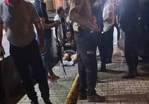 Foto - Ayağına sıkmışlardı: Serhat Akın'ın geçen haftaki itirafı gündemi salladı!