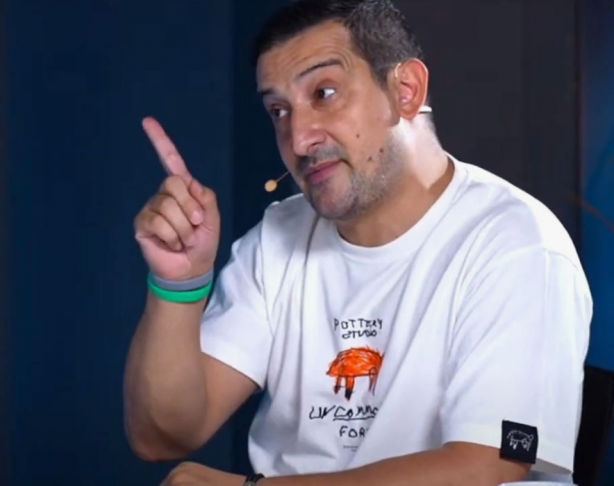 Foto - Ayağına sıkmışlardı: Serhat Akın'ın geçen haftaki itirafı gündemi salladı!