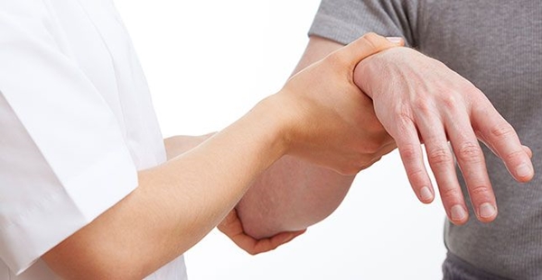 Foto - Ayağınızda yanma, batma, karıncalanma mı oluyor? İşte nedeni...