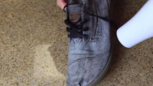 Foto - Ayakkabılarınızı su geçirmez yapmak çok basit!