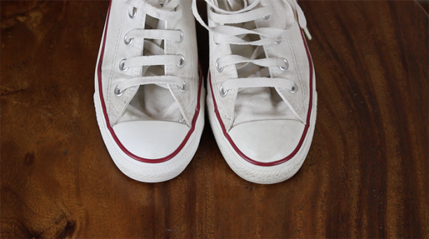 Foto - Ayakkabınızı temizlerken sakın bunu yapmayın!