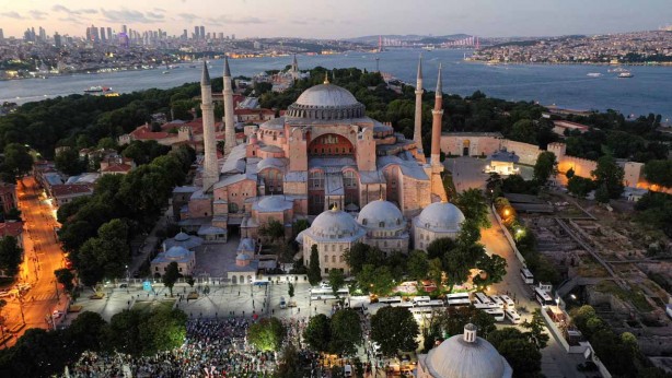 Ayasofya Camii ile ilgili flaş gelişme! Yeni dönem resmen başladı! Bugün itibariyle artık bu olacak