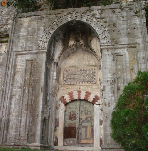 Foto - Fotoğrafın Dimetoka’daki camiye Yunanistan bayrağı asıldığını gösterdiği iddiası