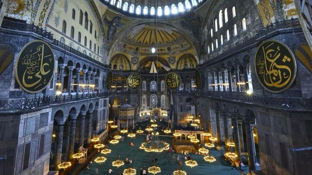 Foto - Ayasofya-i Kebir Camii 40 milyon ziyaretçiyle rekor kırdı 