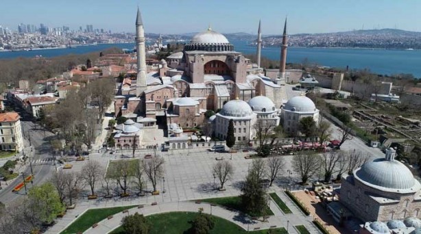 Foto - Ayasofya ile ilgili 'Kılıç Hakkı' açıklaması