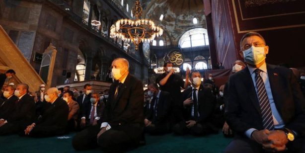 Ayasofya mücadelesi tarihe böyle geçti!