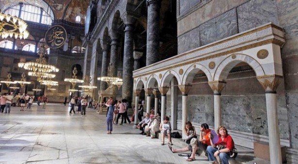 Foto - Ayasofya neden önemli? Ayasofya'yı kim yaptırmıştır? 