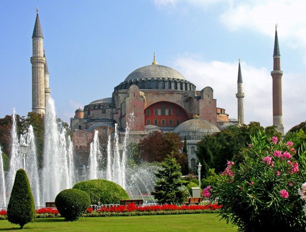 Foto - Ayasofya neden önemli? Ayasofya'yı kim yaptırmıştır? 