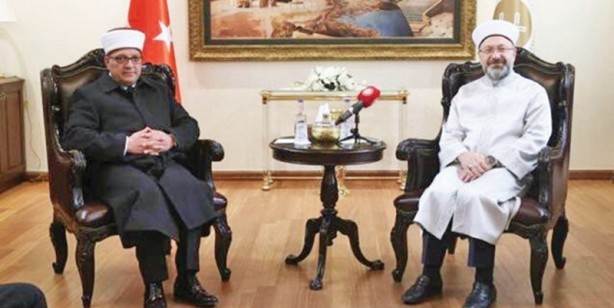 Foto - Ayasofya'da bir ilk! Cumayı Filistinli Bakan kıldıracak