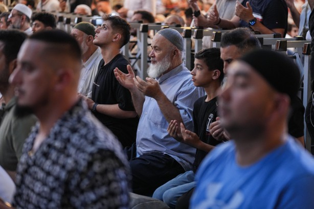 Foto - Ayasofya'da Haniye için gıyabi cenaze namazı